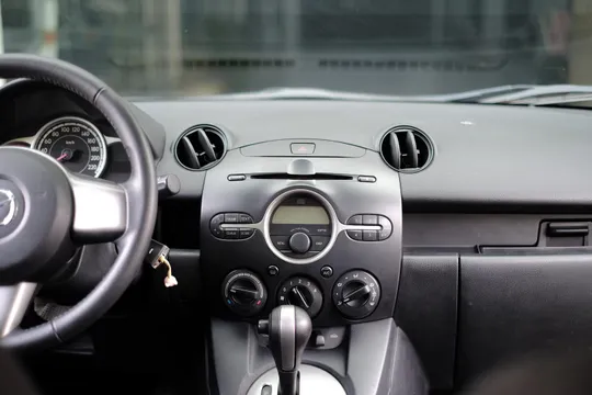 Mazda Mazda 2
