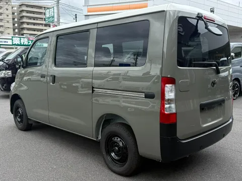 Toyota TownAce Van