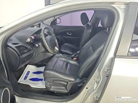 Renault SM3