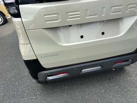 Mitsubishi Delica Mini
