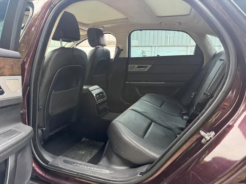 Jaguar XFL