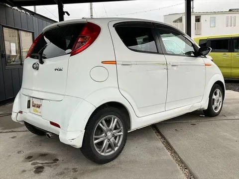 Subaru R2