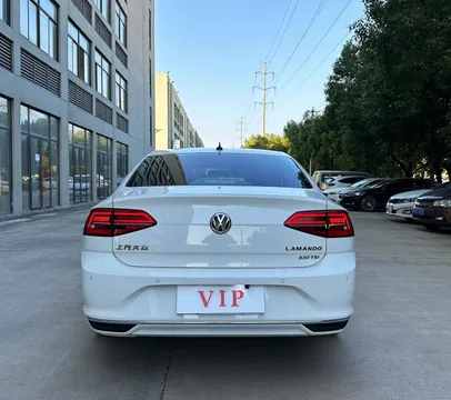 Volkswagen Lamando