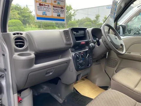Nissan Clipper