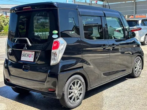 Mitsubishi eK Space