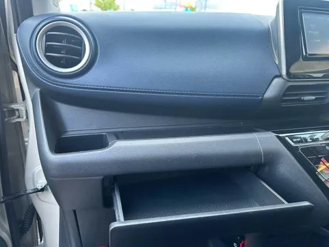 Mitsubishi eK X