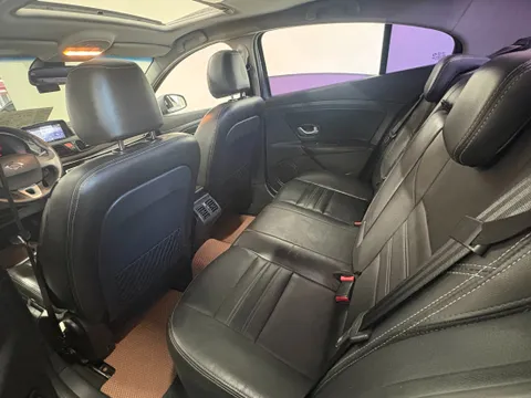 Renault SM3