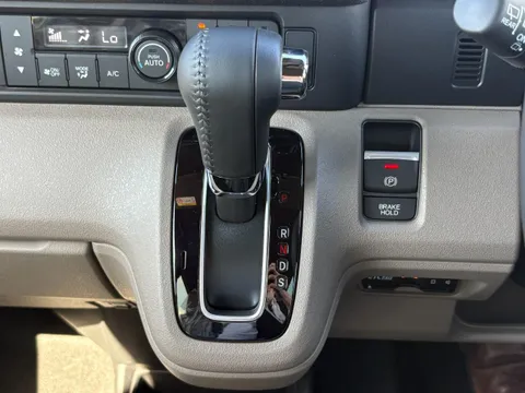 Honda N-BOX Joy