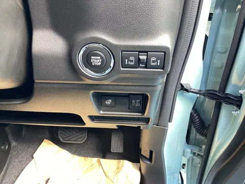 Suzuki Spacia Gear