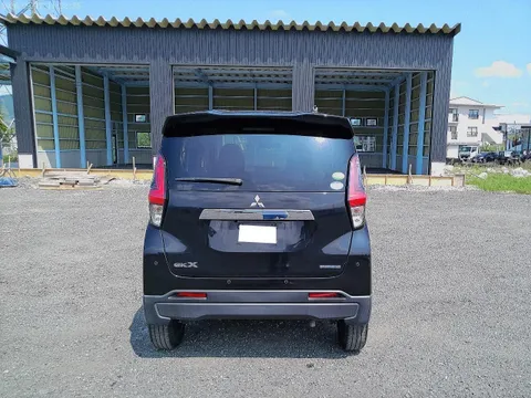 Mitsubishi eK X