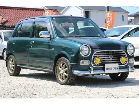 Daihatsu Mira Gino