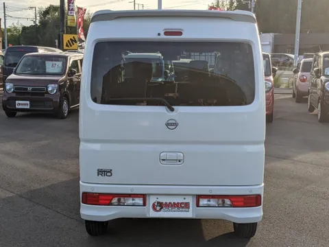 Nissan Clipper Rio