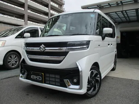 Suzuki Spacia