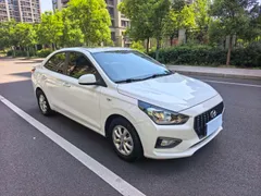 Hyundai Reina