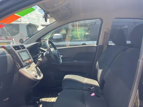Daihatsu Mira Custom