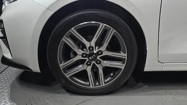 Kia Cerato (K3)