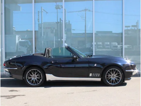 Mitsuoka Rock Star