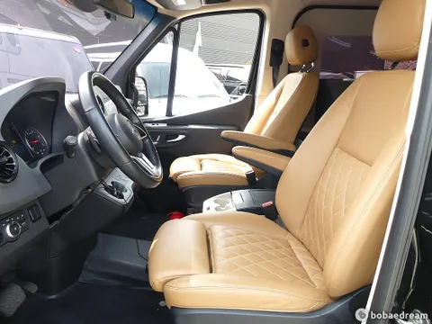11-Seater Sprinter