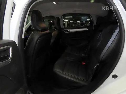 Renault Arkana (XM3)