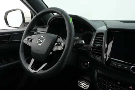 SsangYong Rexton Sports