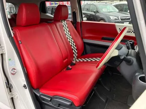 Honda N-BOX Slash