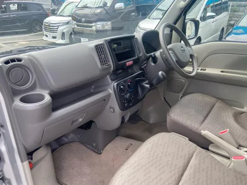 Nissan Clipper