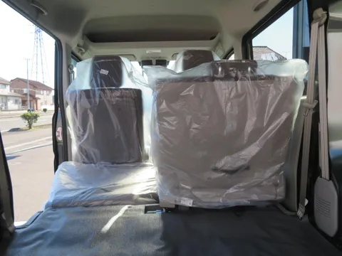 Mitsubishi Minicab Van
