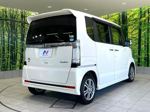 Honda N-BOX Custom