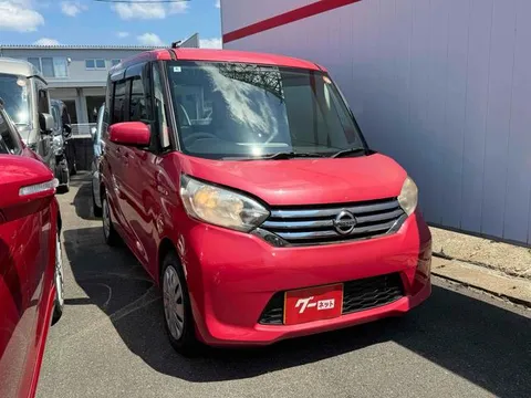Nissan Dayz Roox