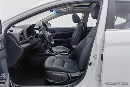 Hyundai Elantra (Avante)