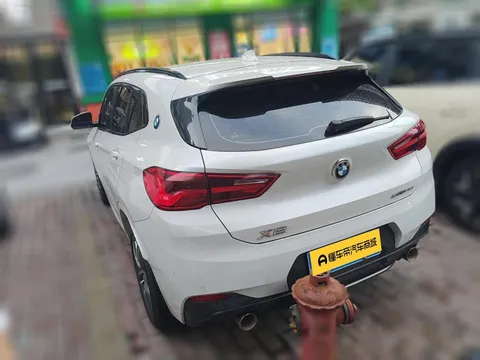 BMW X2