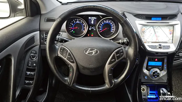 Hyundai Elantra (Avante)