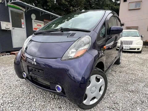 Mitsubishi I