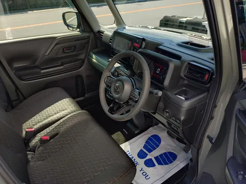 Suzuki Spacia Gear