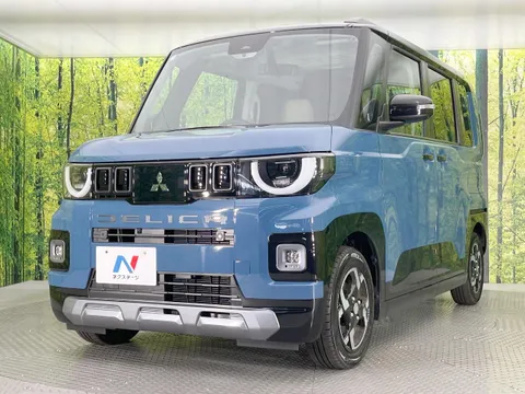 Mitsubishi Delica Mini