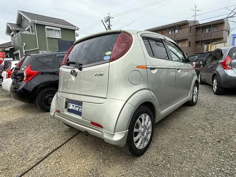 Subaru R2