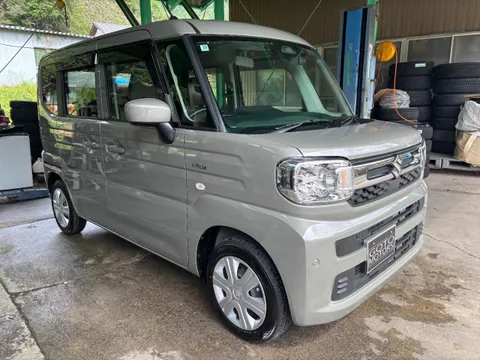 Suzuki Spacia