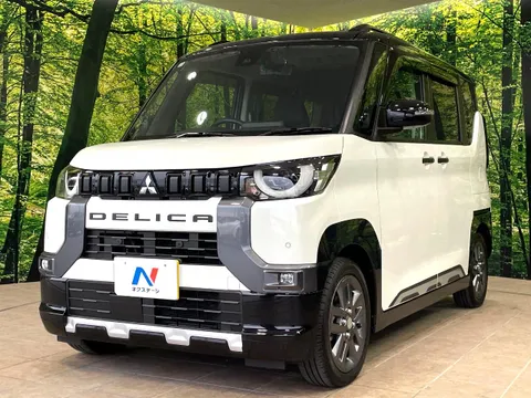 Mitsubishi Delica Mini