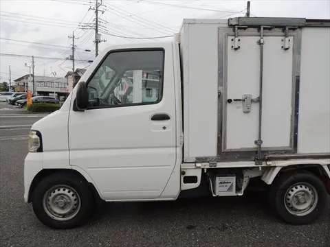 Nissan Clipper Truck