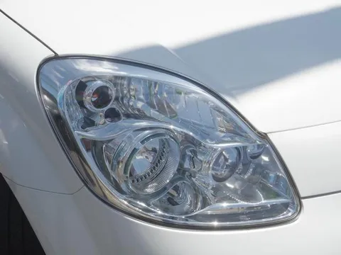 Mazda Verisa