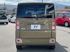 Toyota Pixis Mega