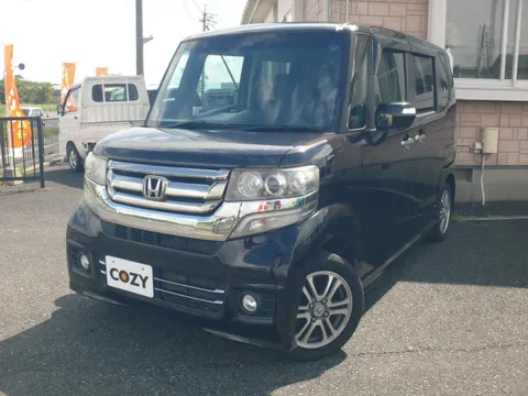 Honda N-BOX Custom