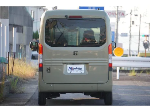 Honda N-VAN Plus Style