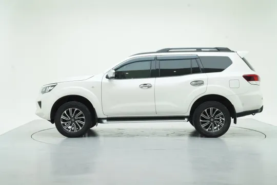 Nissan Terra