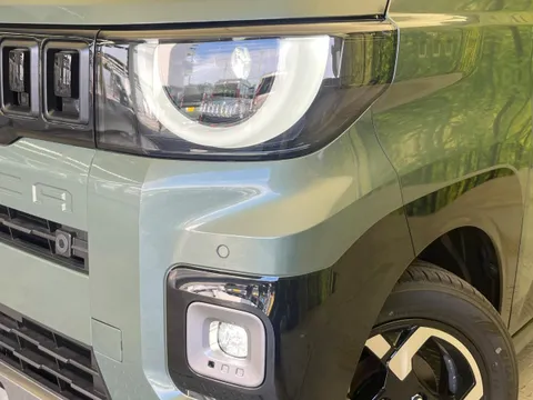 Mitsubishi Delica Mini
