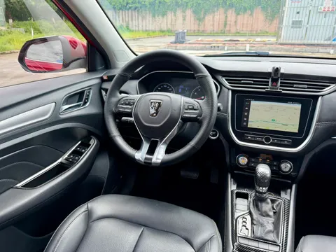 Roewe RX3