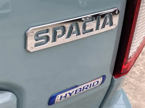 Suzuki Spacia