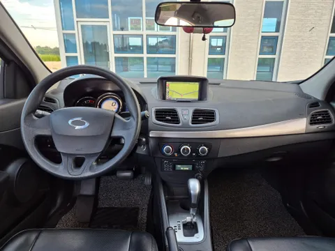 Renault SM3