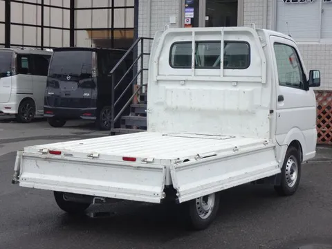 Nissan Clipper Truck