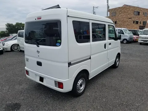 Nissan Clipper